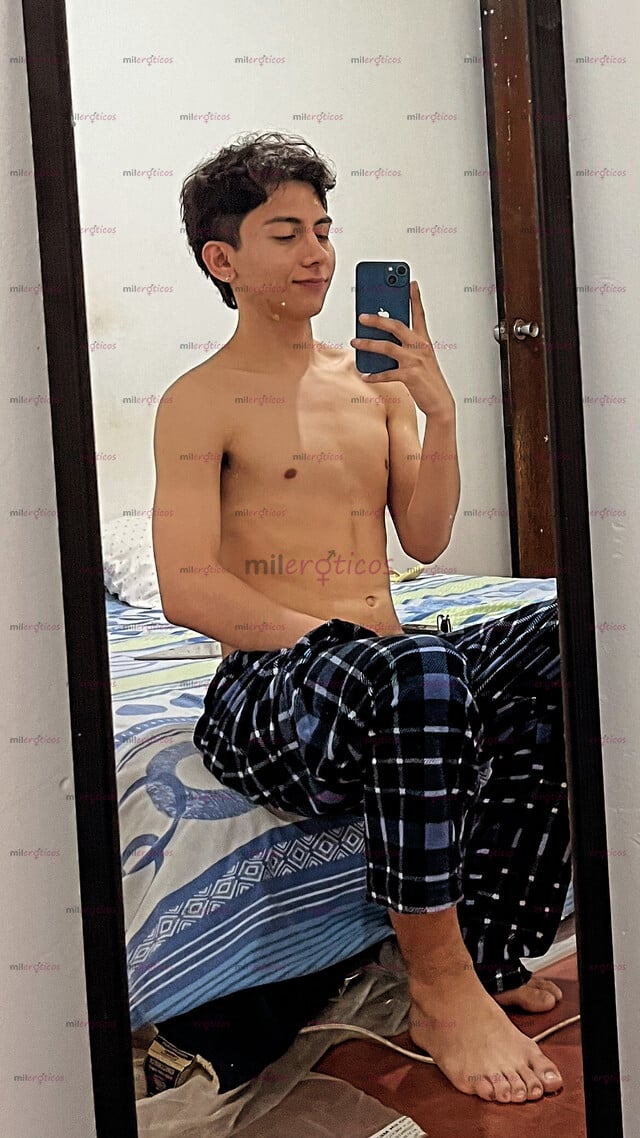 FOTOS DE MORRO TWINK ATLÉTICO GUAPO SOLO LARA HOMBRES SOLVENTES SOLO HOMBRES SOLVENTE.