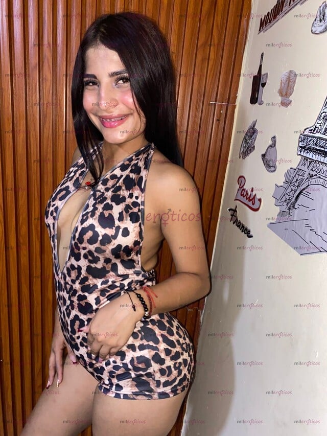 FOTOS DE HOLA MI NOMBRE ES SOFIA AMOR, SOY NUEVA EN LA CUIDAD APRETADITA Y COMPLACIENTE