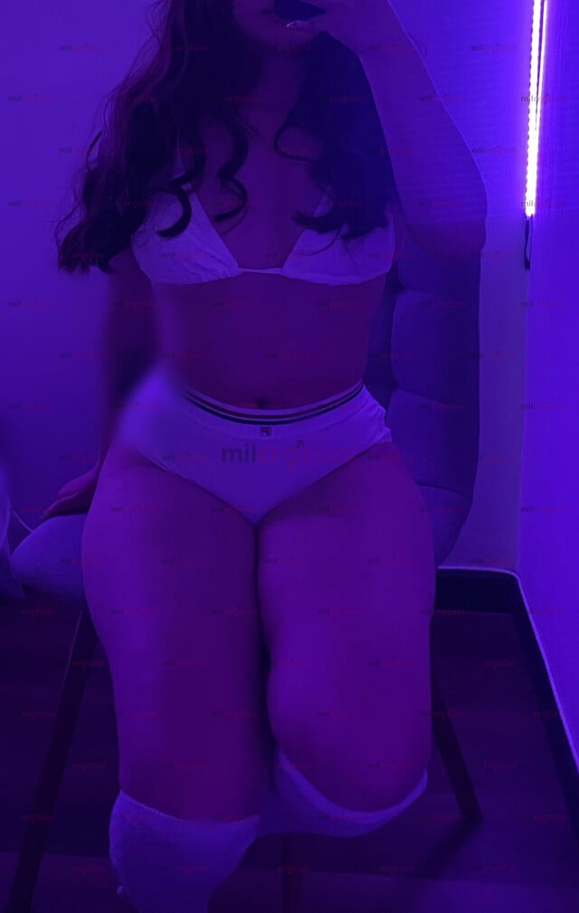 FOTOS DE MIEL CHICA DULCE Y AMABLE ESCRÍBEME AMOR
