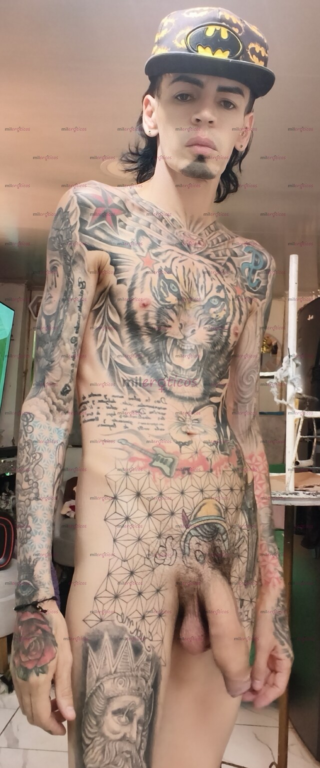 FOTOS DE FLACO BLANCO TATUADO MORBOSO ACTIVO VERGON