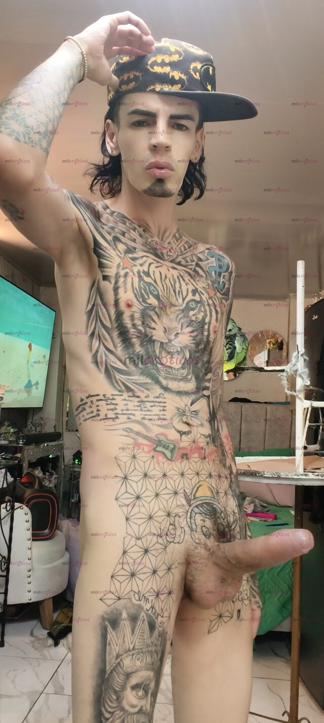 FOTOS DE FLACO BLANCO TATUADO MORBOSO ACTIVO VERGON