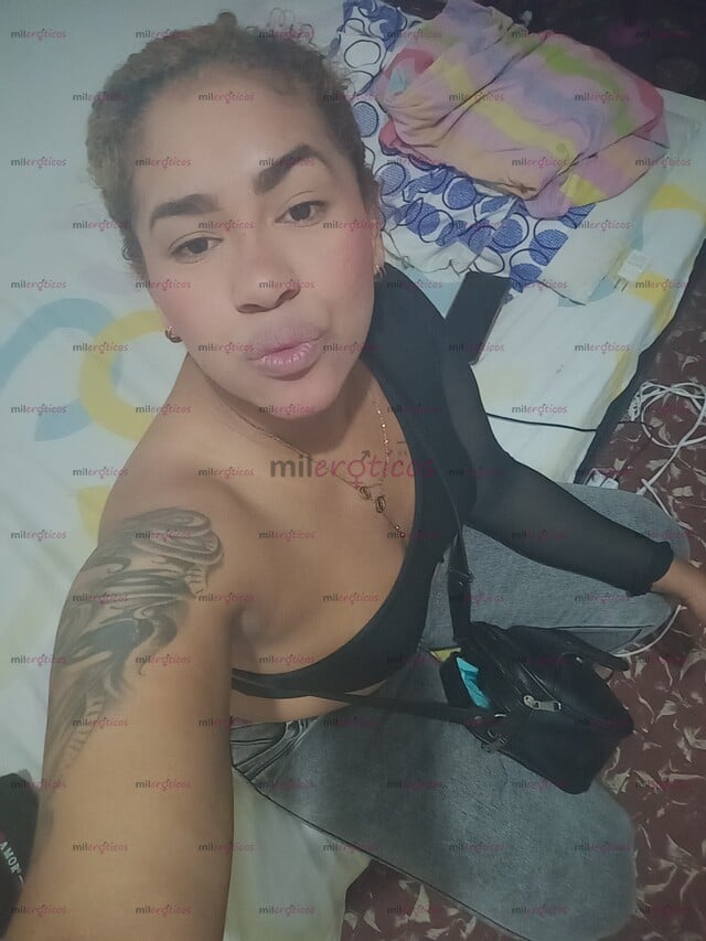 FOTOS DE SOY UNA MORENITA MUY COMPLACIENTE Y CARIÑOSA Y JUGUETONA AMY