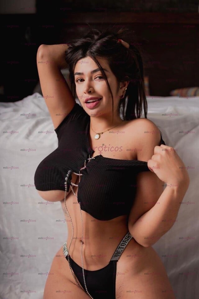 FOTOS DE DANIA CHICA SUPER CALIENTE, MAMADORA QUE TE SACARÁ LA LECHITA CON LA BOCA PAPI