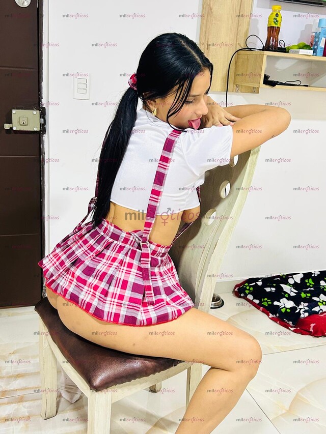 FOTOS DE DANIELA LINDA NIÑA TIERNA CON VAGINA APRETADA TU FANTACIA IDEAL XXX