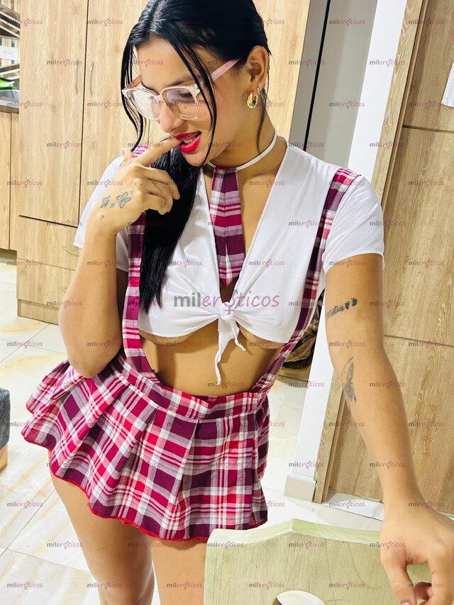 FOTOS DE DANIELA LINDA NIÑA TIERNA CON VAGINA APRETADA TU FANTACIA IDEAL XXX