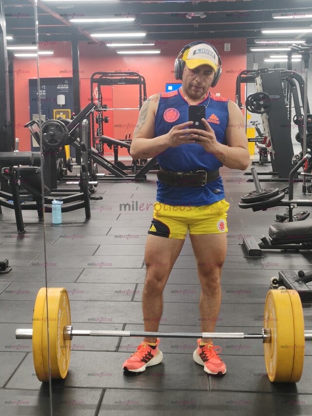 FOTOS DE MASAJISTA SOY HOMBRE DOMINANTE PARA PASIVO SUMISO 100%