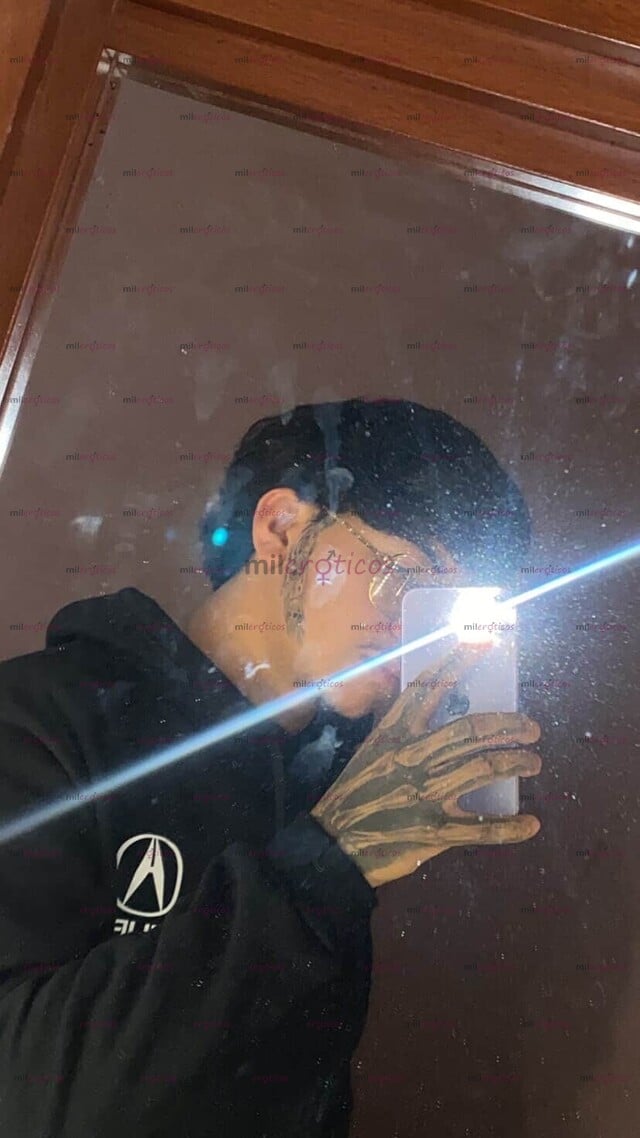 FOTOS DE HOLA CHICO DE 21 AÑOS SOY MUY LIMPIO Y TENGO BUENA HIGIENE Y ESPERO LO MISMO DE