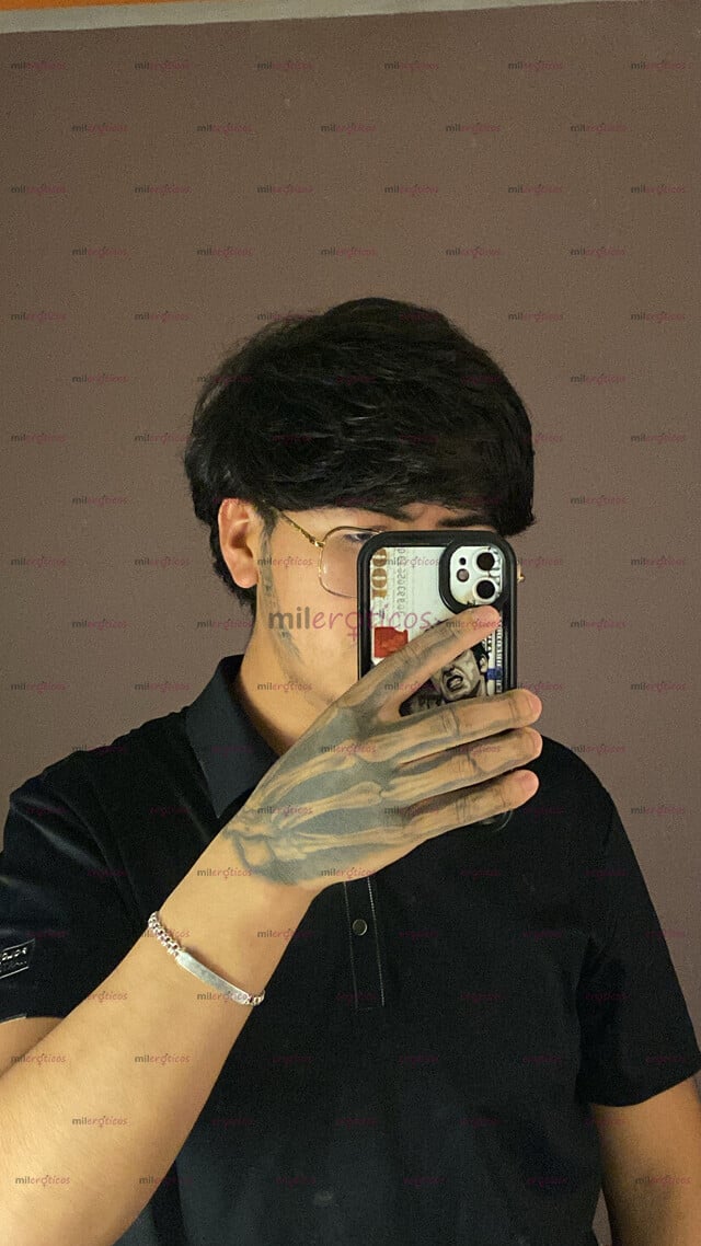 FOTOS DE HOLA CHICO DE 21 AÑOS SOY MUY LIMPIO Y TENGO BUENA HIGIENE Y ESPERO LO MISMO DE