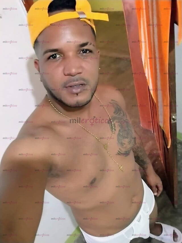 FOTOS DE CUBANO VERGON LISTO PARA DARTE LOS MEJORES MOMENTOS