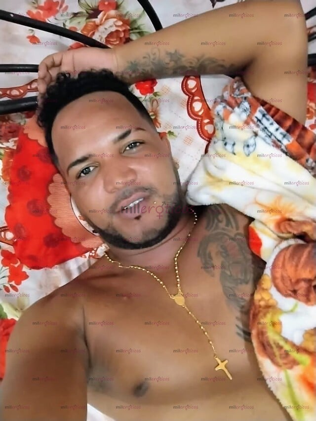 FOTOS DE CUBANO VERGON LISTO PARA DARTE LOS MEJORES MOMENTOS