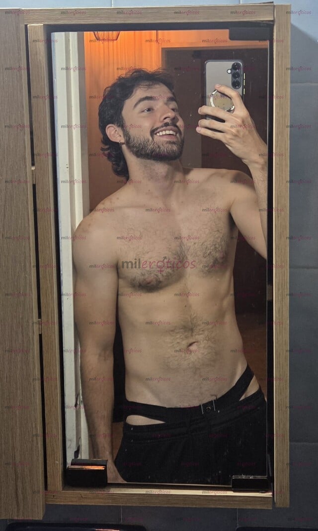 FOTOS DE ANGEL KINK: PAISA, VERSÁTIL Y FETICHISTA. ES EN