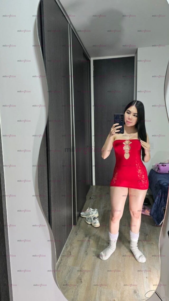 FOTOS DE HOLA SOY SOFIA, JOVENCITA DE 20 AÑOS COLOMBIANA MUY PUTITA Y CALIENTE