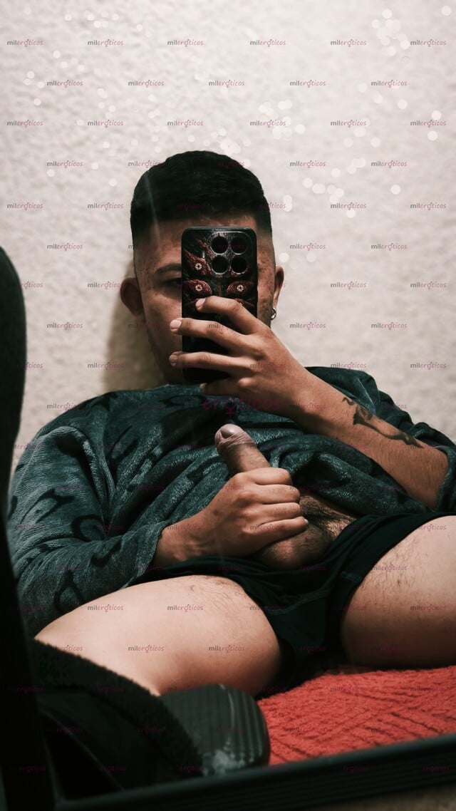 FOTOS DE JÓVEN DE 24 AÑOS CON GANAS DE DESLECHARSE