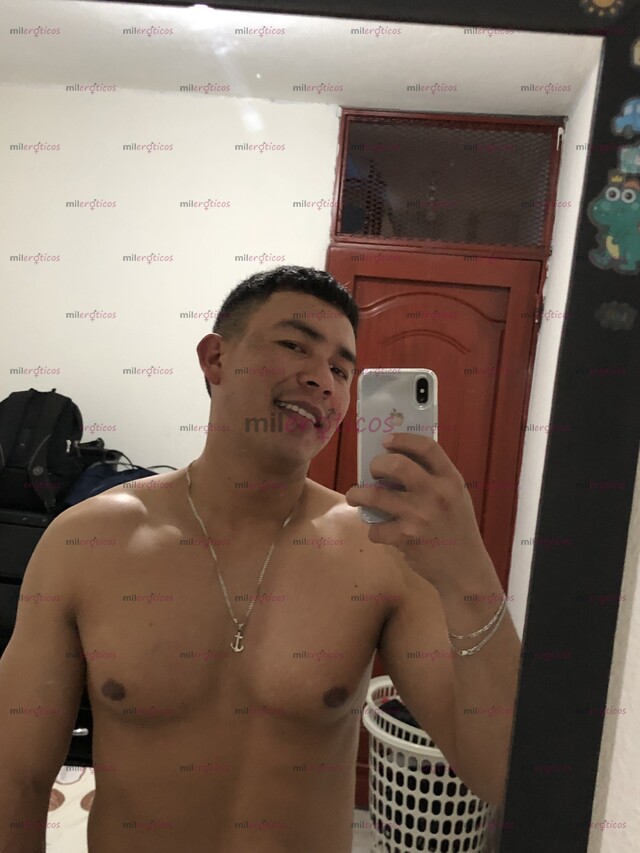 FOTOS DE OFREZCO SERVICIOS SEXULAES ESCRIBEME Y CUADRAMOS SOY PASIVO