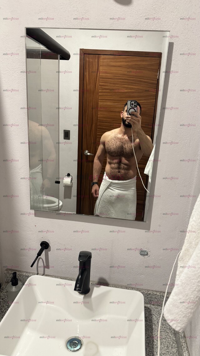 FOTOS DE CARIBEÑO VELLUDO 23 CM REALES MASCULINO, DISCRETO Y CON PRESENCIA