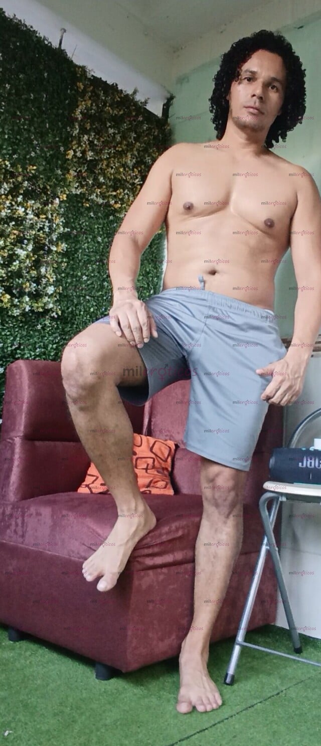 FOTOS DE DISTINCIÓN, PRESENCIA Y DISCRECIÓN ABSOLUTA.