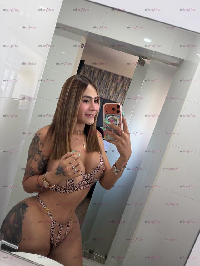 FOTOS DE AZUL DÍAZ FEMENINA! UNA NENA MUY LINDA Y HERMOSA HECHA PARA TI !!!!