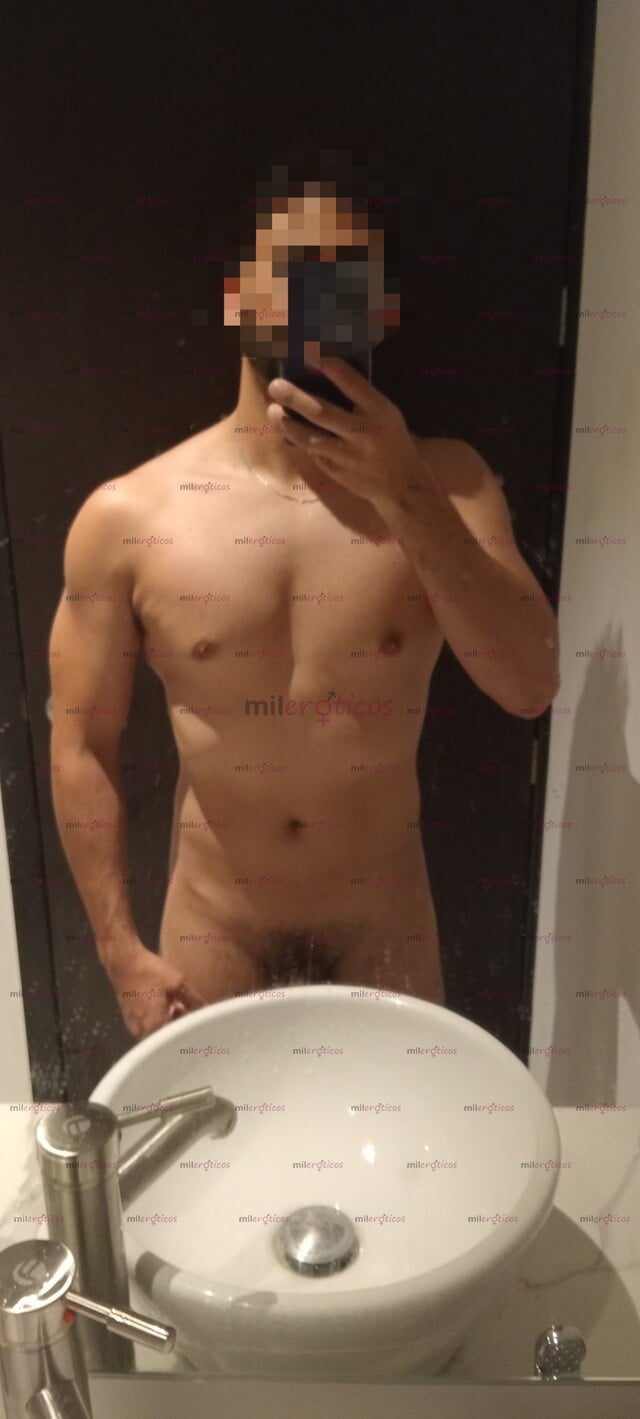 FOTOS DE EDGAR MACHO HOT COMPLACIENTE Y AGUANTADOR