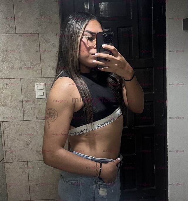FOTOS DE DAME LECHE!! MORENA TATUADA CALIENTE LISTA PARA QUE AVENTEMOS LECHE JUNTOS