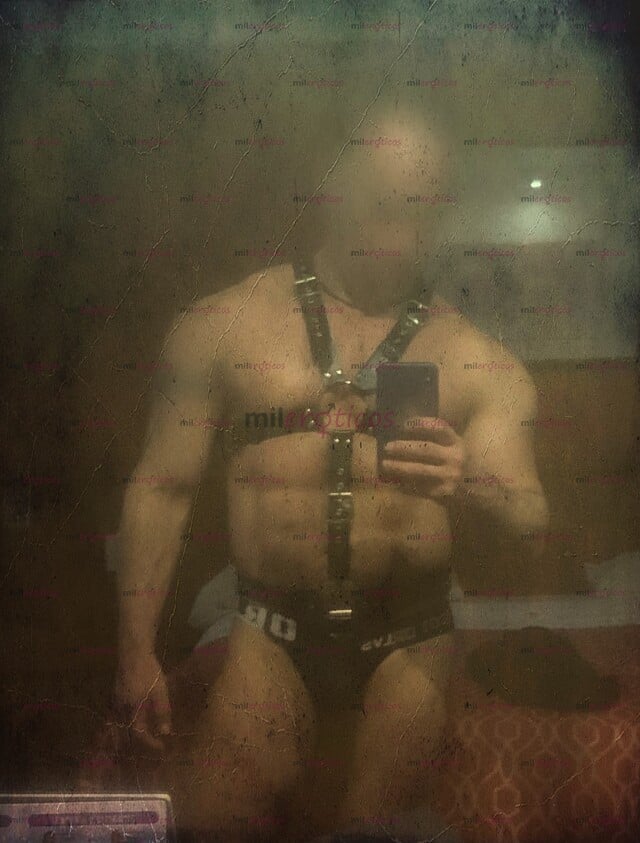 FOTOS DE DAME PUÑO, GANG BANG, BDSM MUY GUAPO VIRIL 100% PASIVO FISTING (AMBOS ROLES)