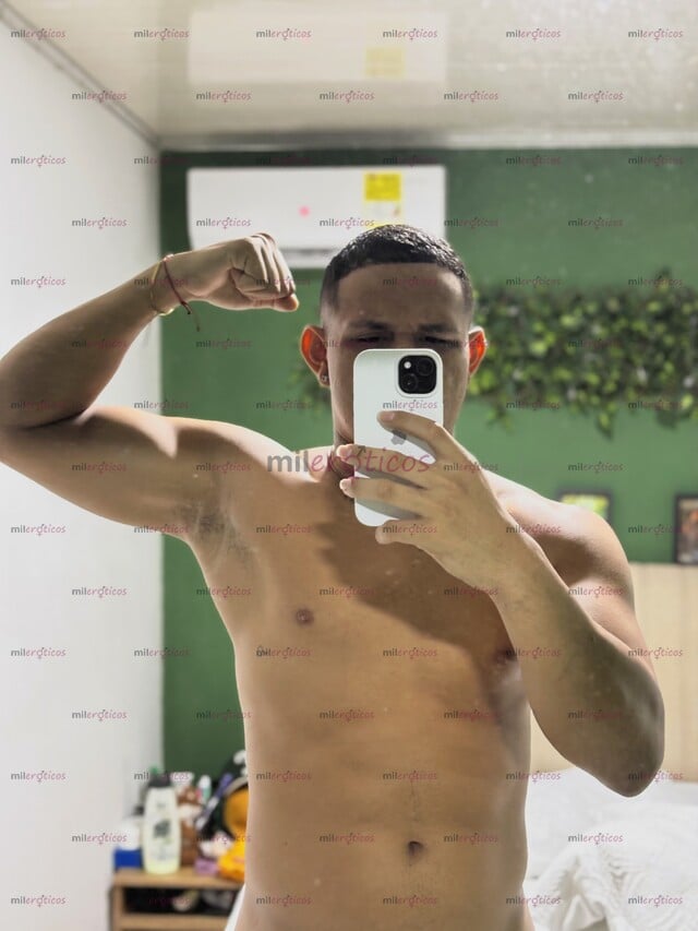 FOTOS DE HOLA SOY YOSED Y TE VENGO A OFRECER MI SERVICIOS
