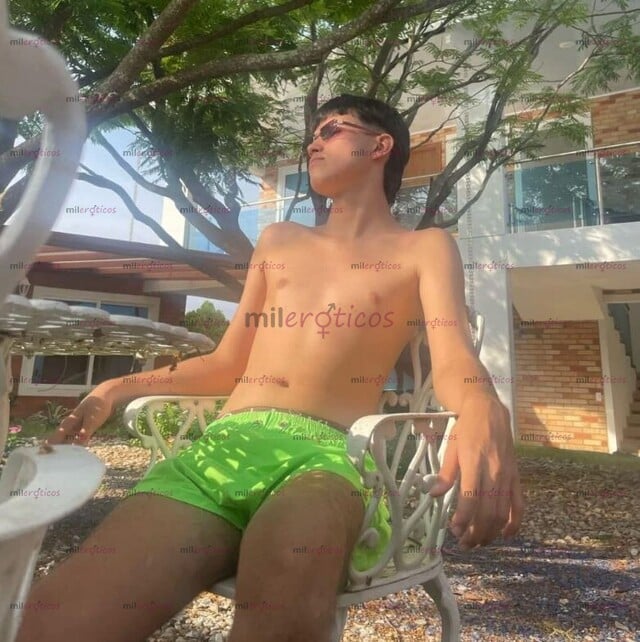 FOTOS DE POLLO LINDO FLACO CULO LINDO Y VERGA LINDA HABLEMOS Y NOS VEMOS