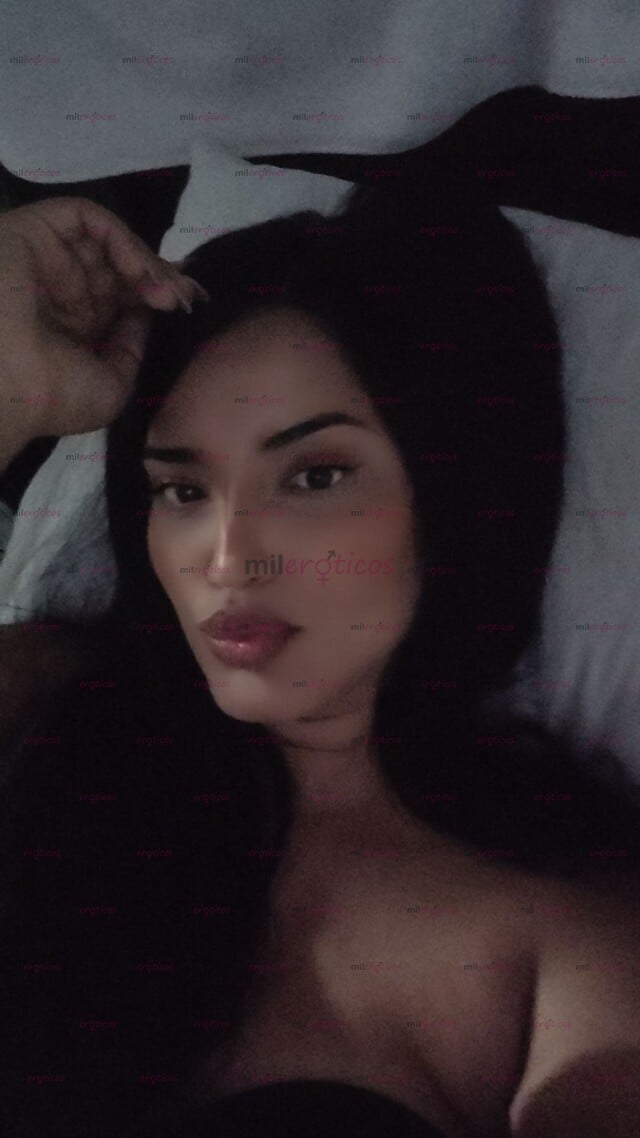 FOTOS DE ALEXANDRA UNA LINDA MUJER ENCANTADORA Y SENSUAL CON UNA LINDA ENERGIA QUE TE VA