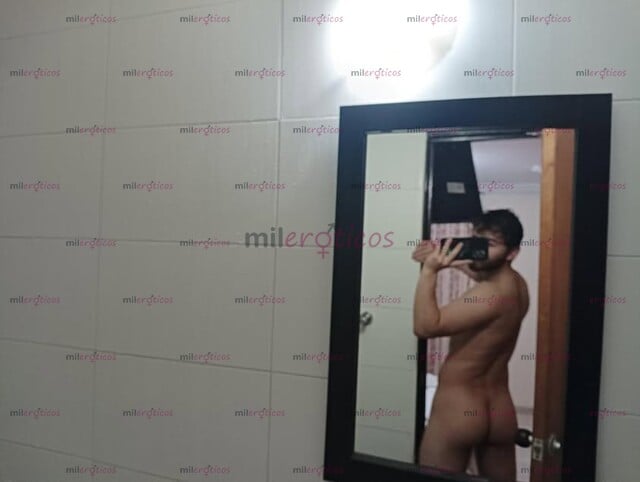 FOTOS DE 23 AÑOS DE EDAD , VERSATIL PASIVO, SOLO A DOMICILIO.
