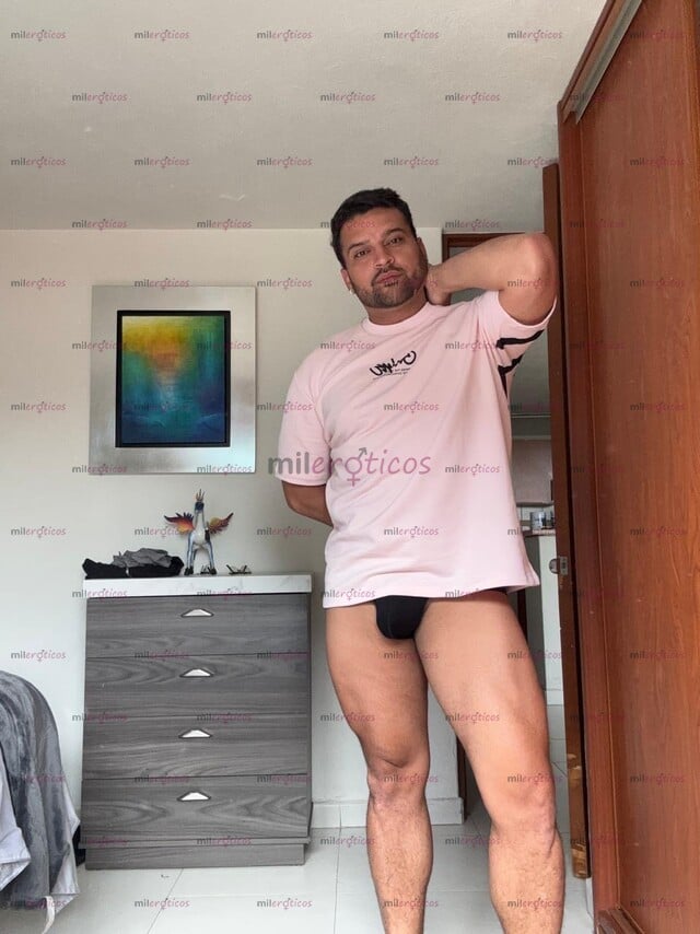 FOTOS DE SAM MORENO VARONIL Y MASAJISTA COMPLACIENTE