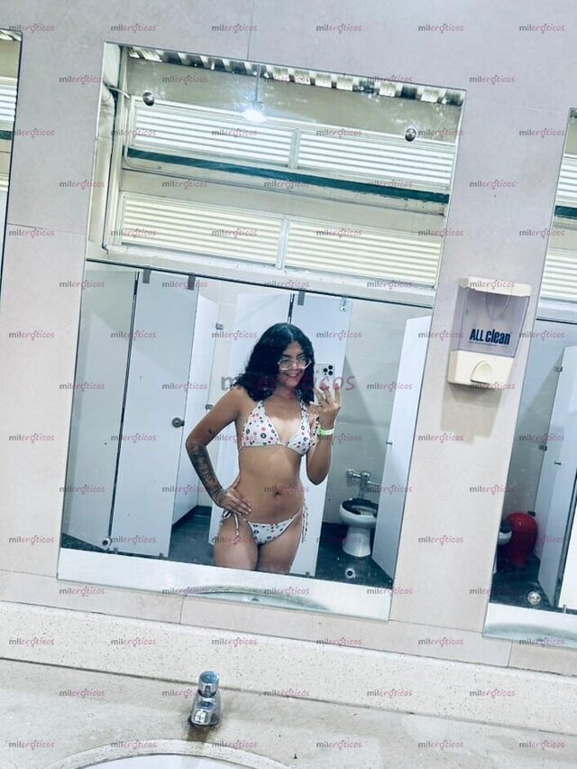 FOTOS DE VENEZOLANA CON GANAS DE SACARTE TODA LA LECHE