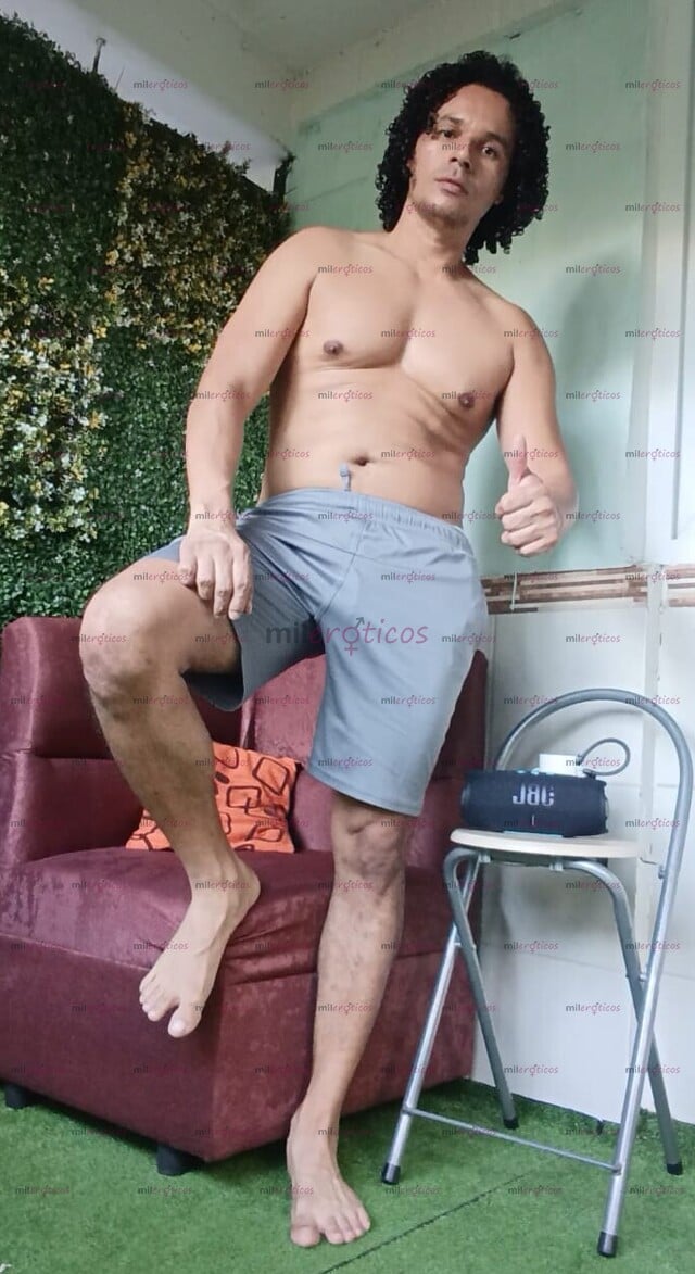 FOTOS DE ALBEIRO, DISTINCIÓN, PRESENCIA Y DISCRECIÓN ABSOLUTA, DOMICILIOS.