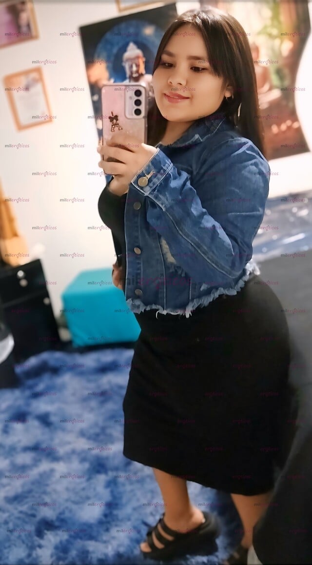 FOTOS DE LINDA Y COQUETA TRAVIESA SCORT CON RICA VAGINA ESTRECHITA Y RICO ORAL