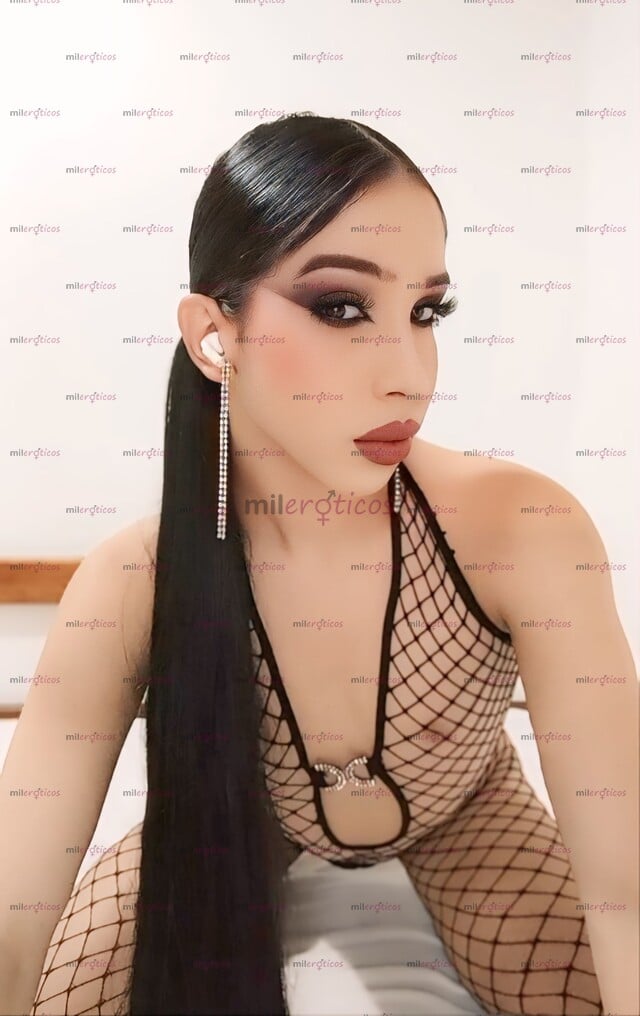 FOTOS DE SI BUSCAS UNA SANTA, TE EQUIVOCASTE DE ALTAR; AQUÍ SOLO SE PECA!!