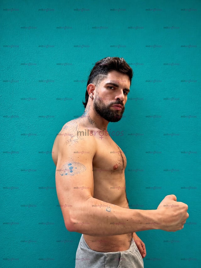 FOTOS DE BISEXUAL MACHO ACTIVO POLÍGLOTA PARA CUMPLÍR TUS FANTASÍAS