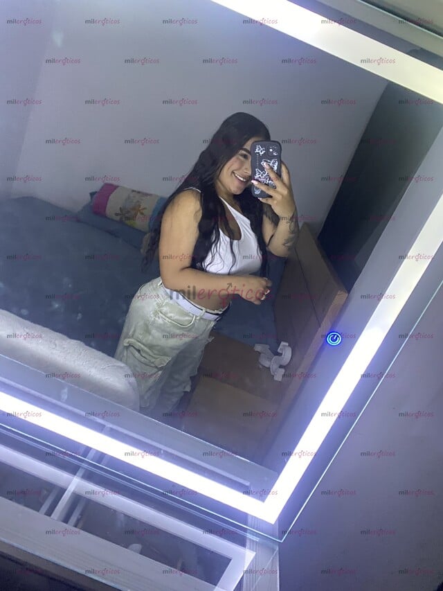 FOTOS DE SOY UNA MUJER ALEGRE, EXTROVERTIDA Y APASIONADA POR EL BIENESTAR. ME ENCANTA CON