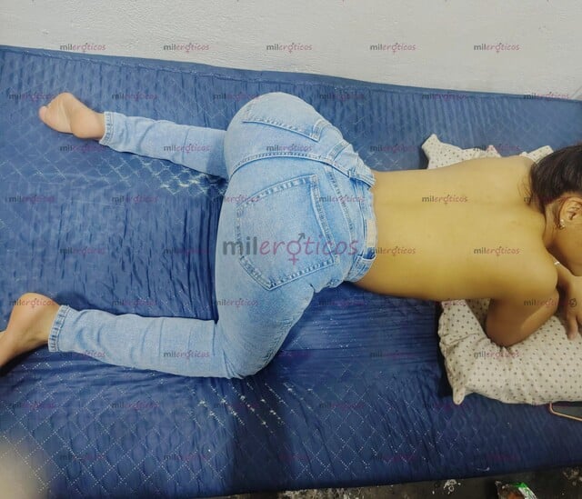 FOTOS DE SCARLETTE CHAPARRITA NALGONA ESTOY DE REGRESO DE REGRESO $200 $200 $200 $200