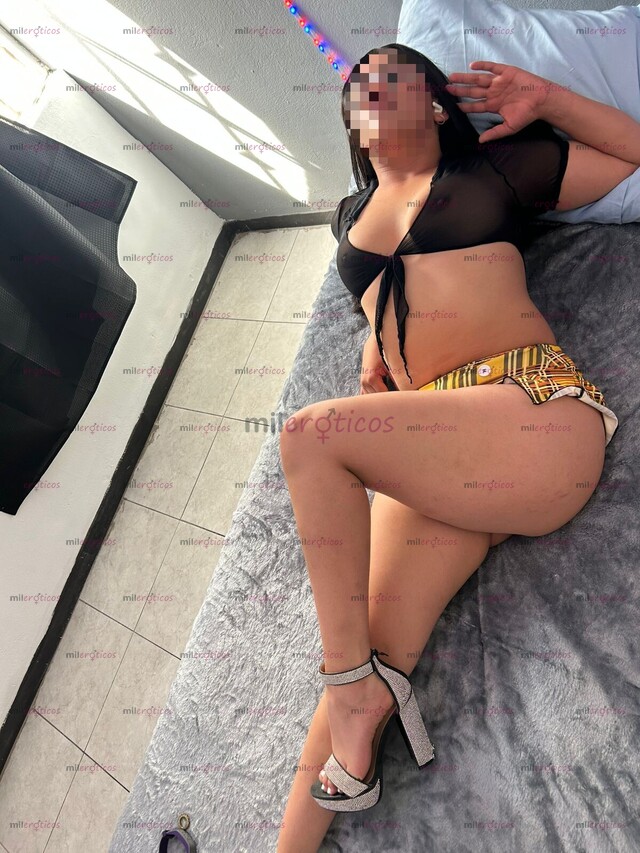 FOTOS DE ME LLAMO LAYLA TENGO 19 AÑOS SOY UNA CHICA JOVENCITA