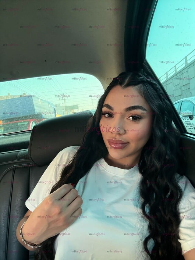 FOTOS DE HERMOSA COLOMBIANA RICA Y APRETADITA,VEN MI AMOR ANDO BIEN CALIENTICA!!