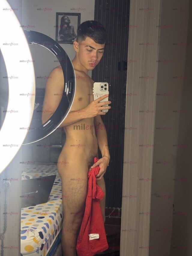 FOTOS DE CHICO 19 AÑOS COLOMBIANO EL MEJOR DELA PÁGINA VEN HACERTE SENTIR MI PERRITA