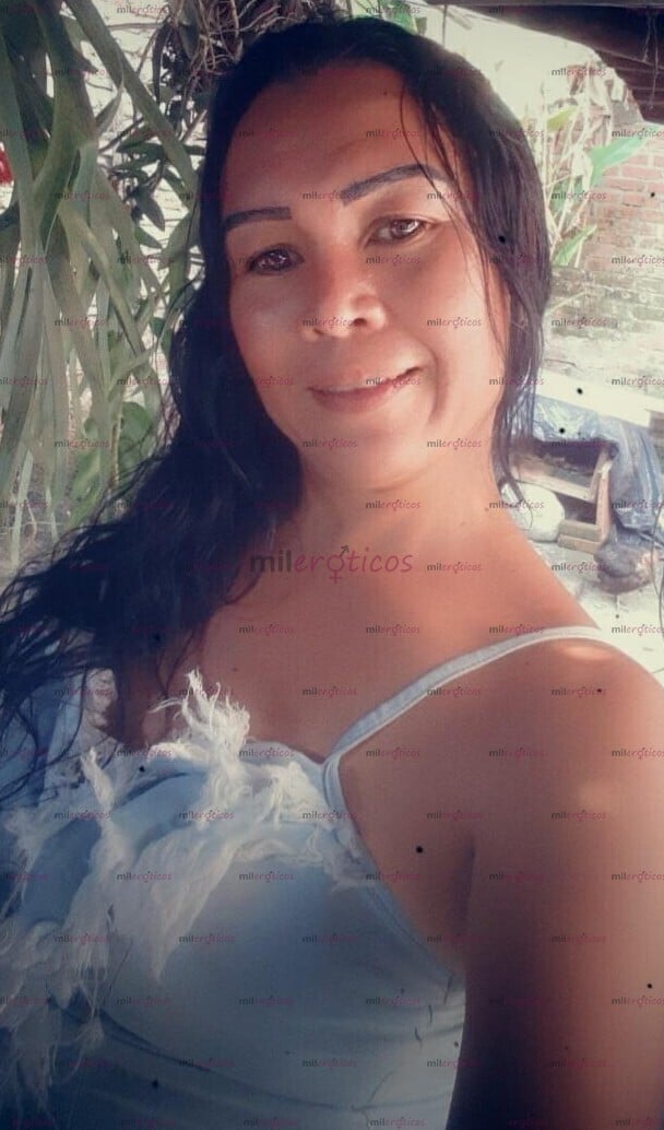 FOTOS DE HERMOSA TRASN CHUPONA VETERANA BIEN DOTADA POR DELANTE Y POR DETRÁS