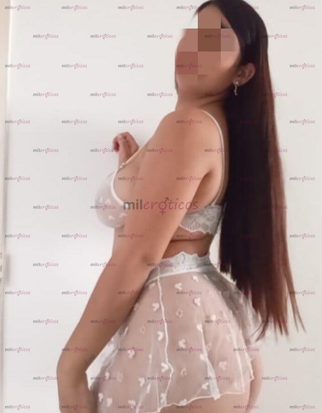 FOTOS DE SAMANTHA RECIÉN LLEGADA ESPECTACULAR MUJER JOVEN SUPER MOJADITA