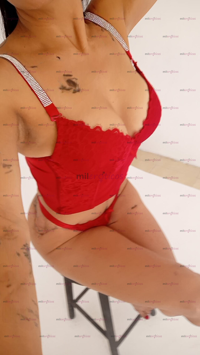 FOTOS DE SOFI SENSUAL MORENA DELGADITA Y MUY CACHONDA