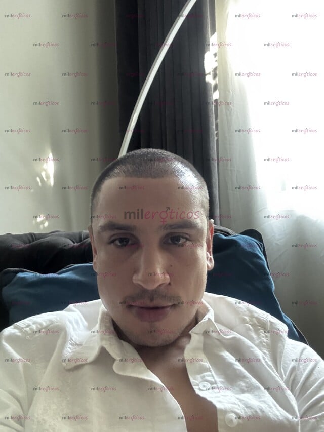 FOTOS DE CAMILO CALIENTE VERGON Y NALGON MORBOSO EXTRANJERO MASCULINO DE VISITA