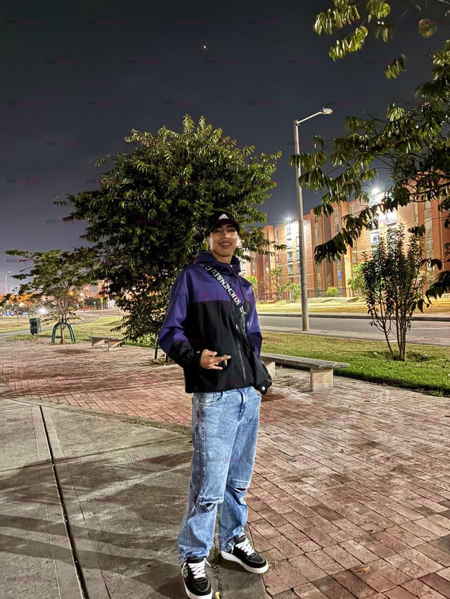 FOTOS DE VERGON RESERVADO LISTO PARA COMPLACERTE EN TODO LO QUE GUSTES