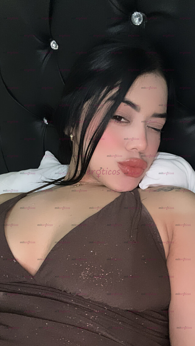 FOTOS DE BRENDA, 19 AÑOS DULZURA IRRESISTIBLE Y COMPAÑÍA INOLVIDABLE