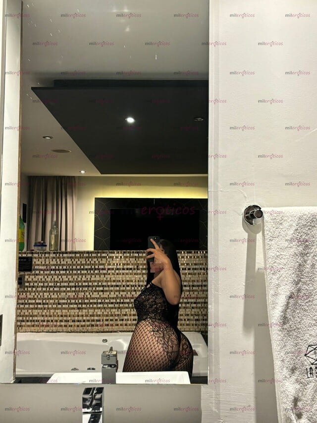 FOTOS DE CULO GRANDE Y CUERPO DEFINIDO, SOY SÚPER HIGIÉNICA Y SÚPER DISCRETA.
