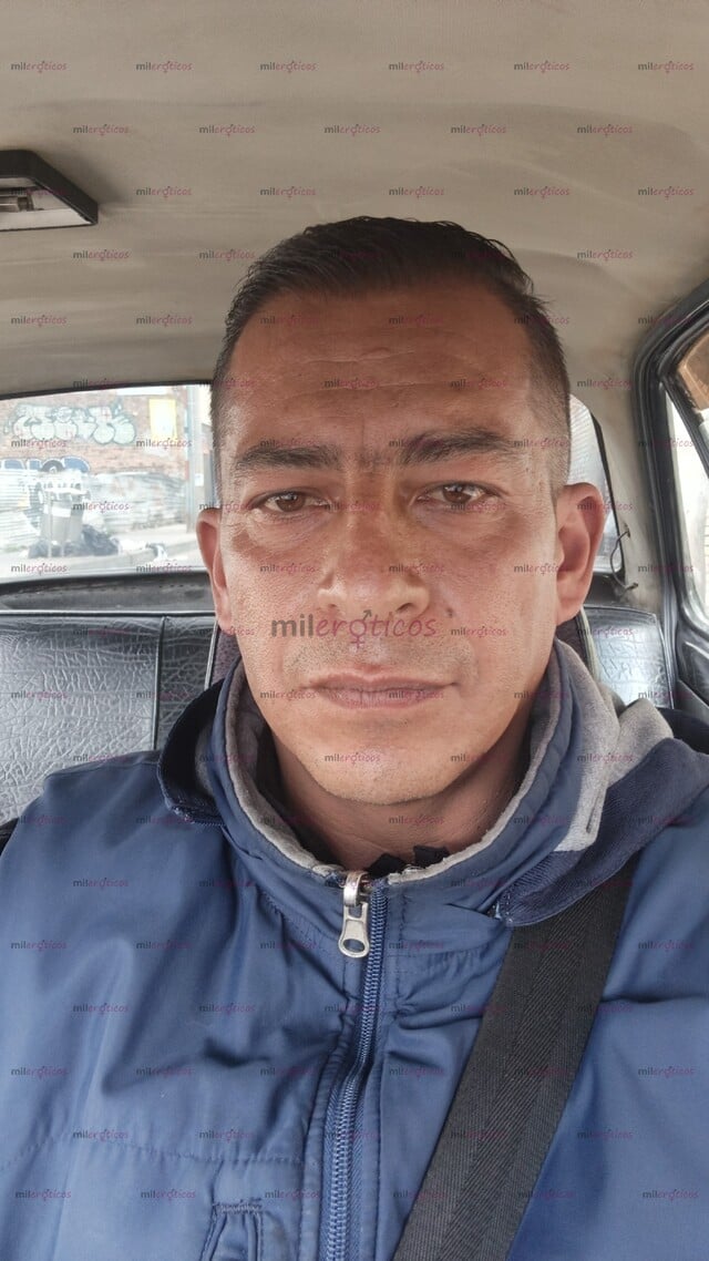 FOTOS DE CABALLERO DE COMPAÑIA DOMICILIOS O VIRTUALES