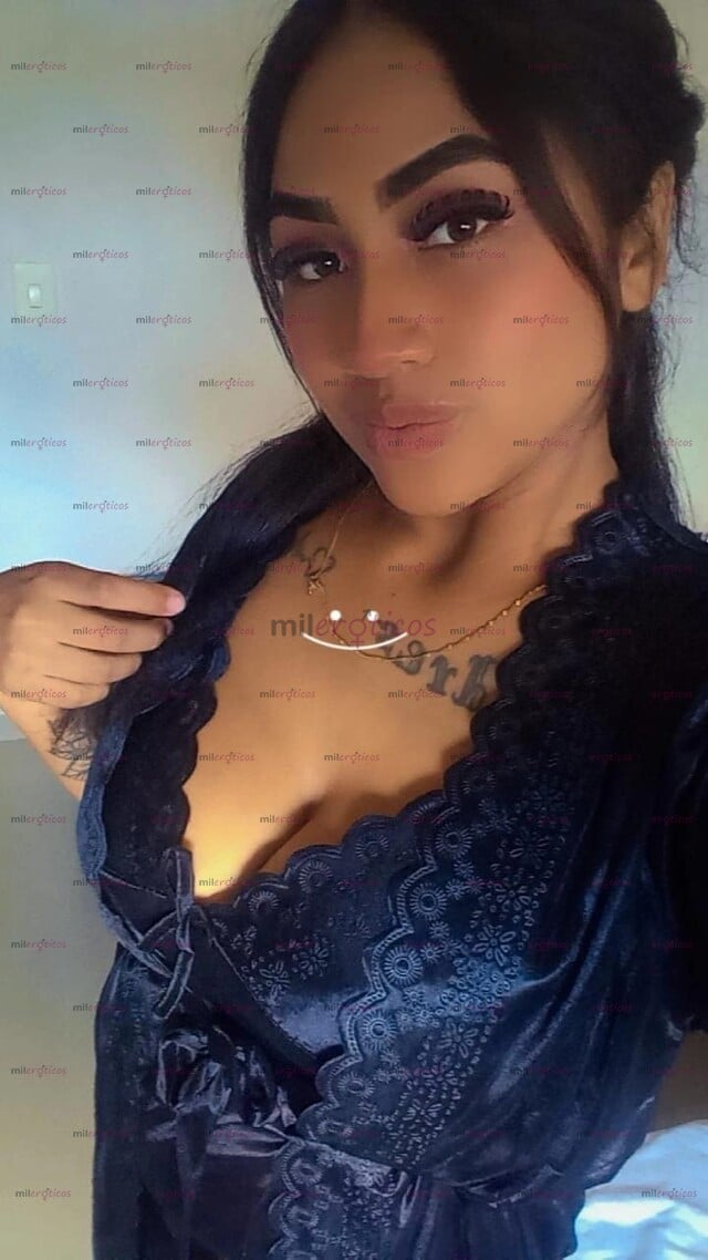 FOTOS DE TRIO CON DOS PAISITAS TOTALMENTE NATURALES HOY PROMOCION