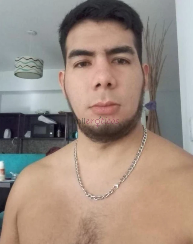 Sou macho masculino ativo 23 cm pauzudo muito grosso e leitero sou dominante e fetichista gosto de socar y macetar com forca tenho local x consolacao...