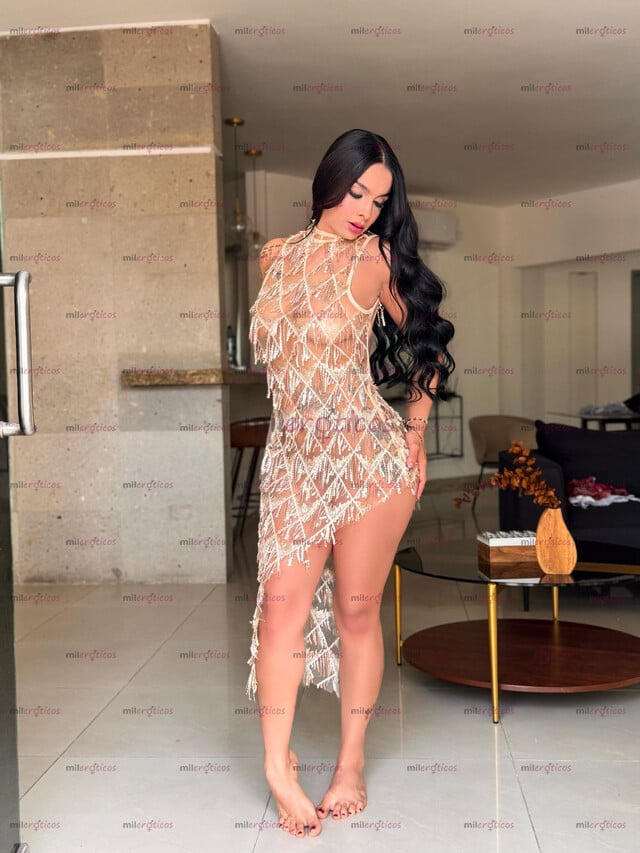 FOTOS DE YA ESTOY EN MÉRIDA ALISSON TU PELINEGRA FAVORITA CON TRATO DE NOVIOS REAL